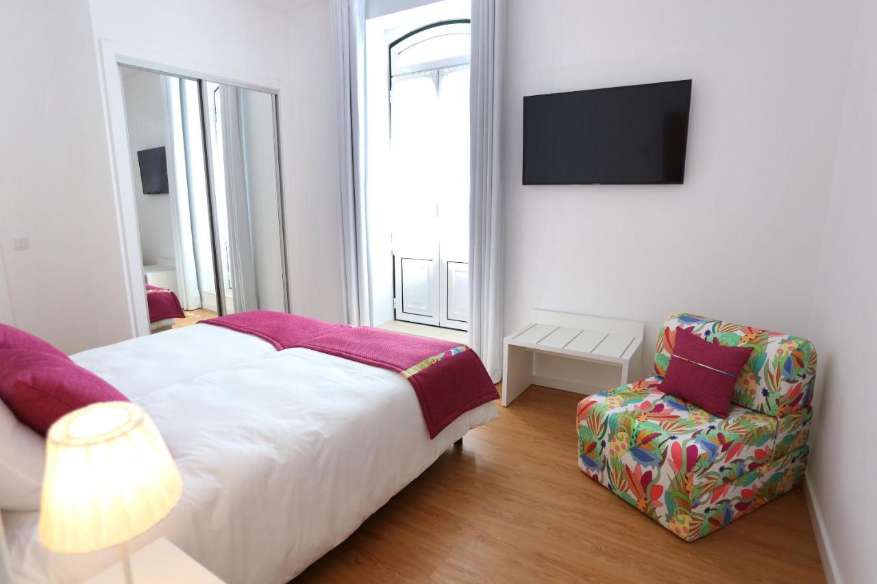 Glass Boutique - Rooms & Suites Marinha Grande Exterior photo